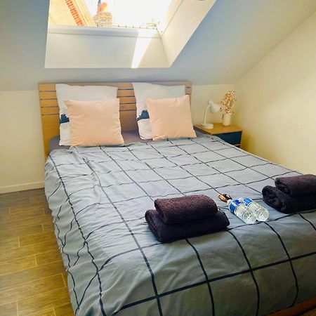 Superbe Appartement Tres Calme Et Confortable ランス エクステリア 写真