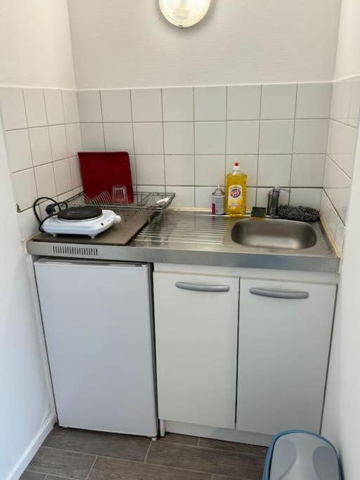 Superbe Appartement Tres Calme Et Confortable ランス エクステリア 写真