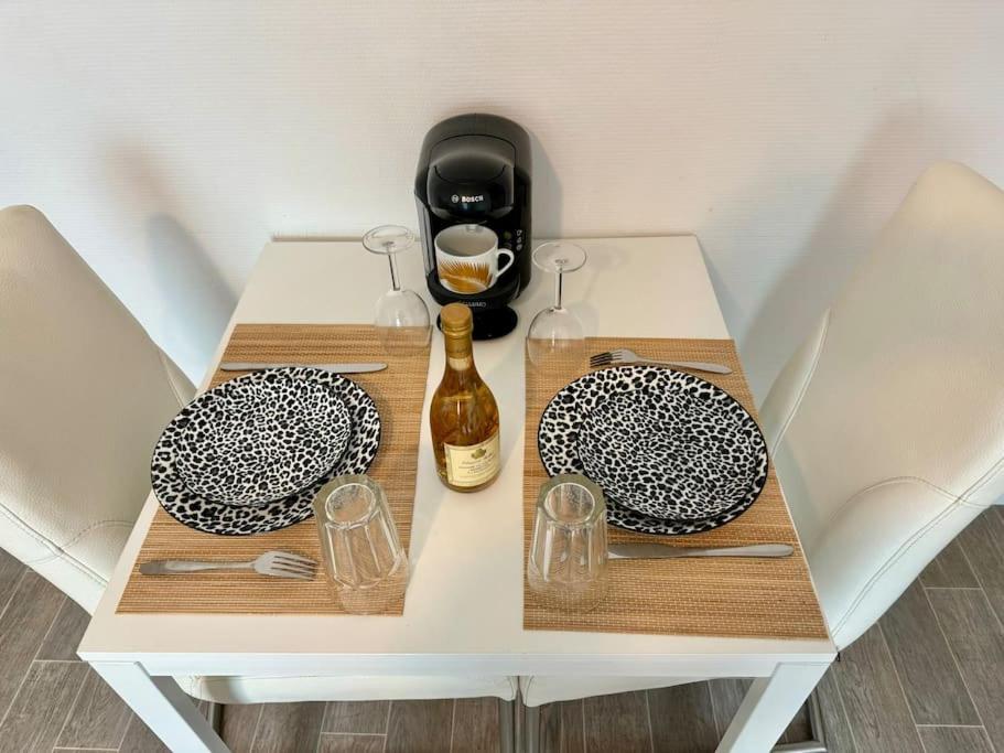 Superbe Appartement Tres Calme Et Confortable ランス エクステリア 写真